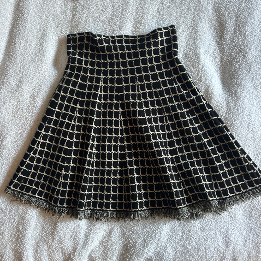 Max Studio A-Line Knit-feel skirt